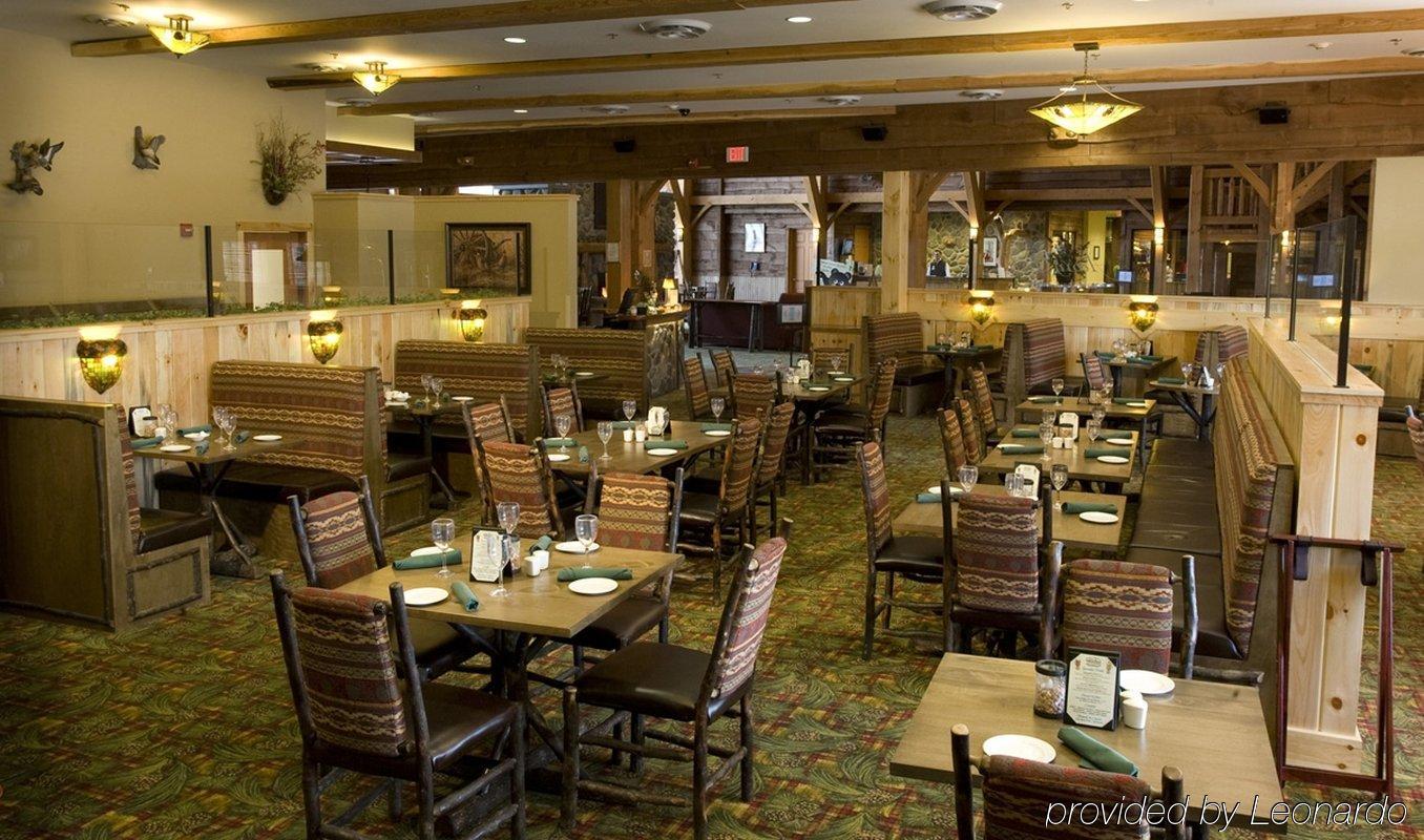 Hope Lake Lodge & Indoor Waterpark Кортленд Ресторан фото