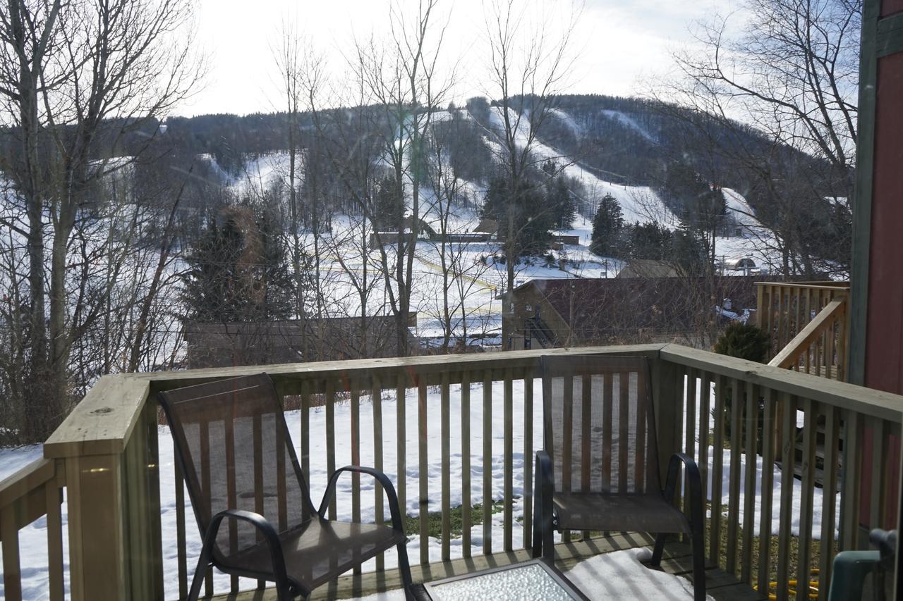 Hope Lake Lodge & Indoor Waterpark Кортленд Экстерьер фото